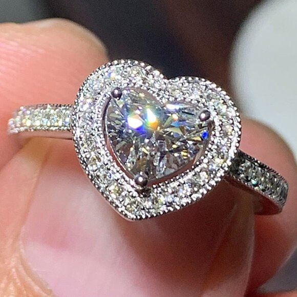 Hollow Gemstone Zircon Thin Sweet Vintage Heart CZ Ring for Women, MARR9… - Picture 2 of 5